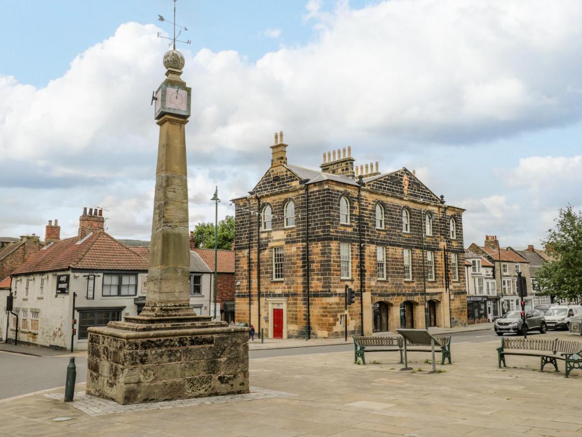 Guisborough Town Hall Exterior photo
